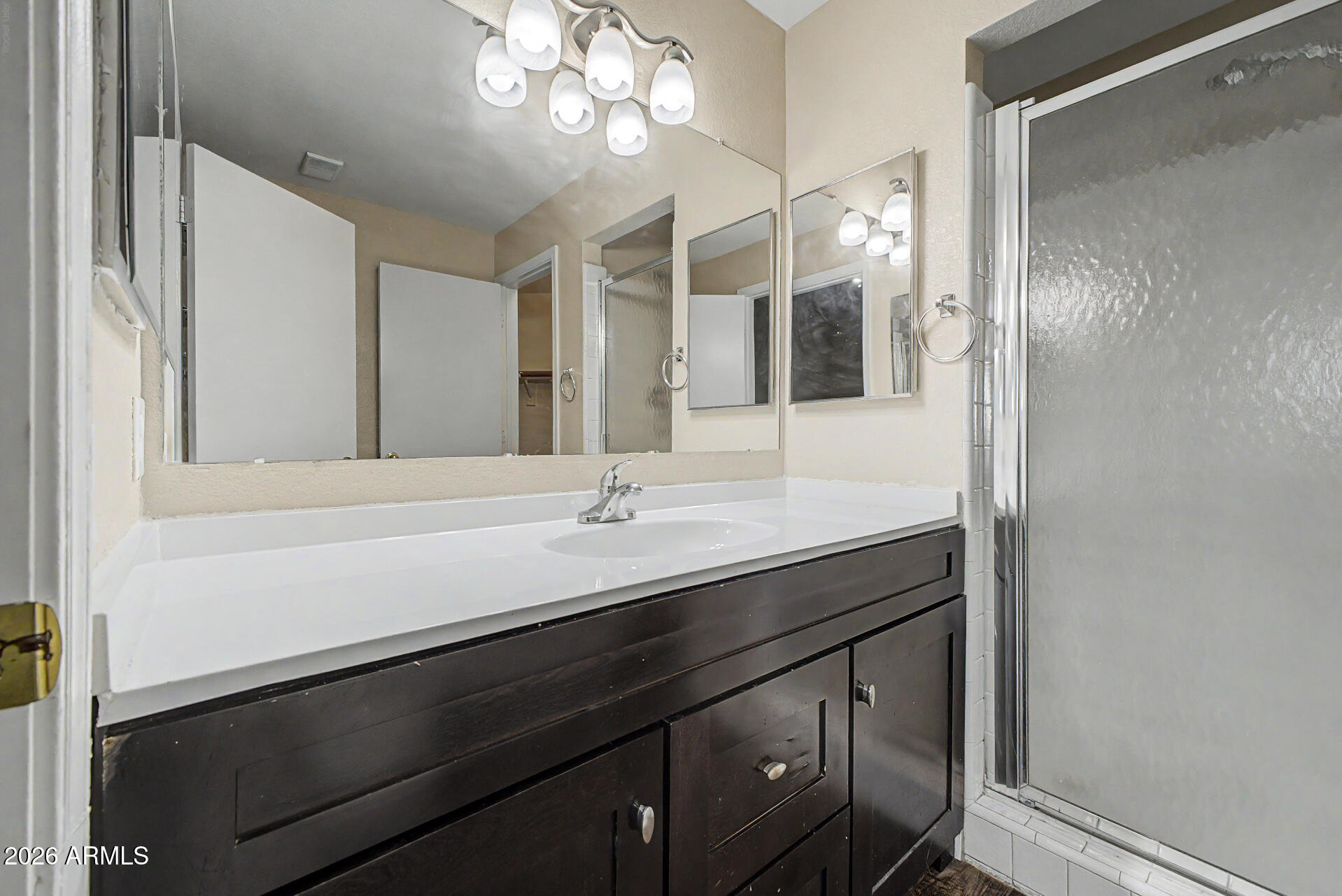 5808 East Brown Road, Unit 7 Mesa, AZ 85205 - Photo 18 of 35 16 - Brown