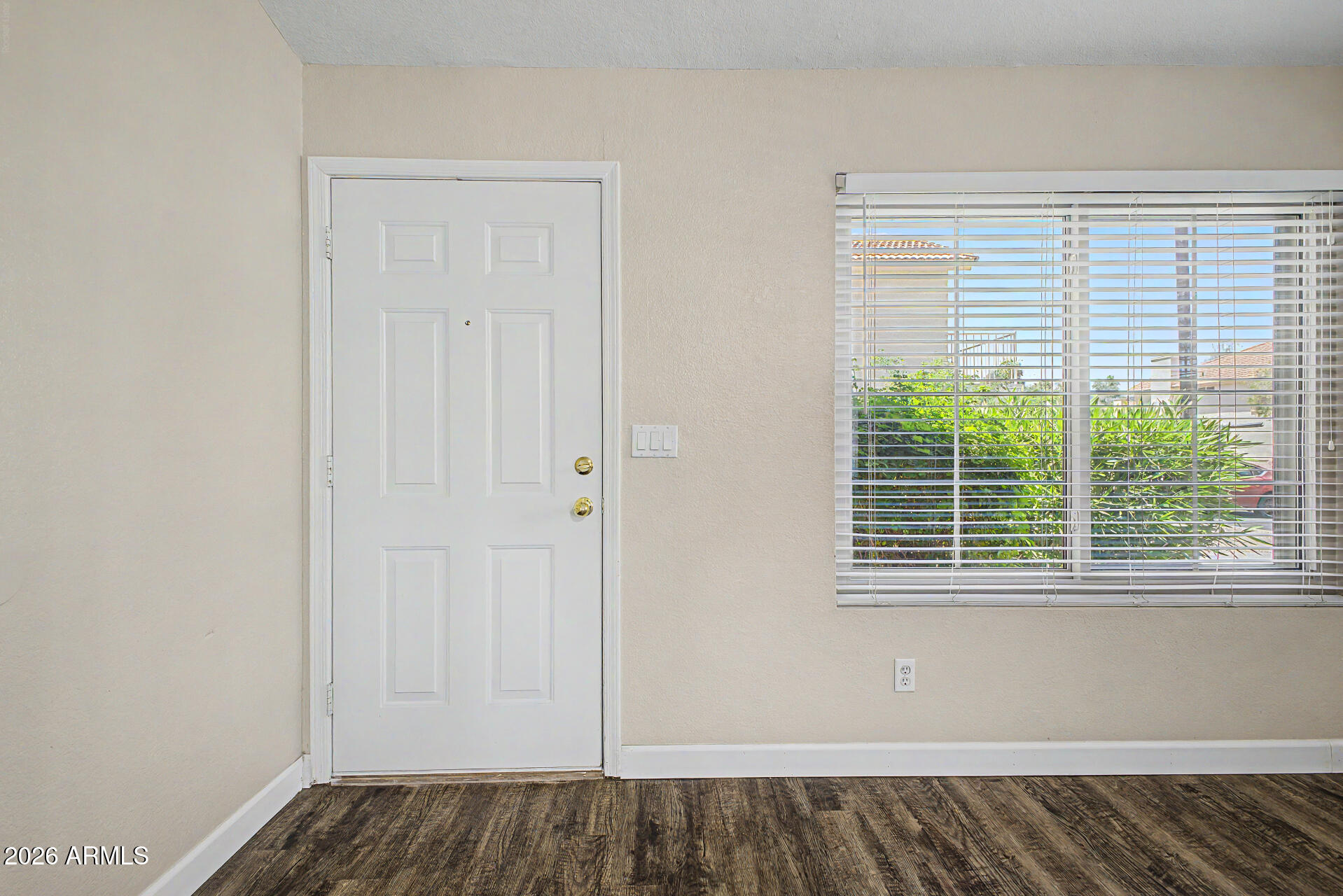 5808 East Brown Road, Unit 7 Mesa, AZ 85205 - Photo 3 of 35 03 - Brown