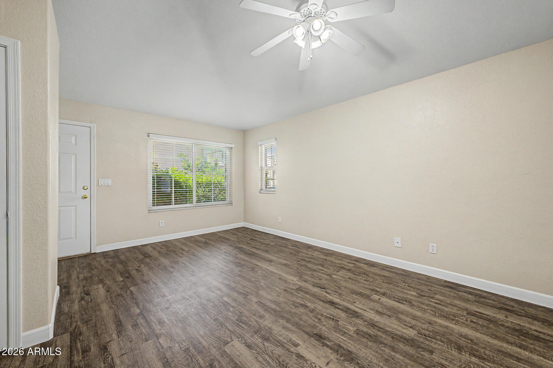 5808 East Brown Road, Unit 7 Mesa, AZ 85205 - Photo 6 of 35 04 - Brown