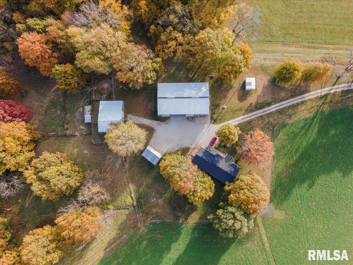 677 East 990 North Road Palmer, IL 62556 - Photo 33 of 46 Gallery Image 33