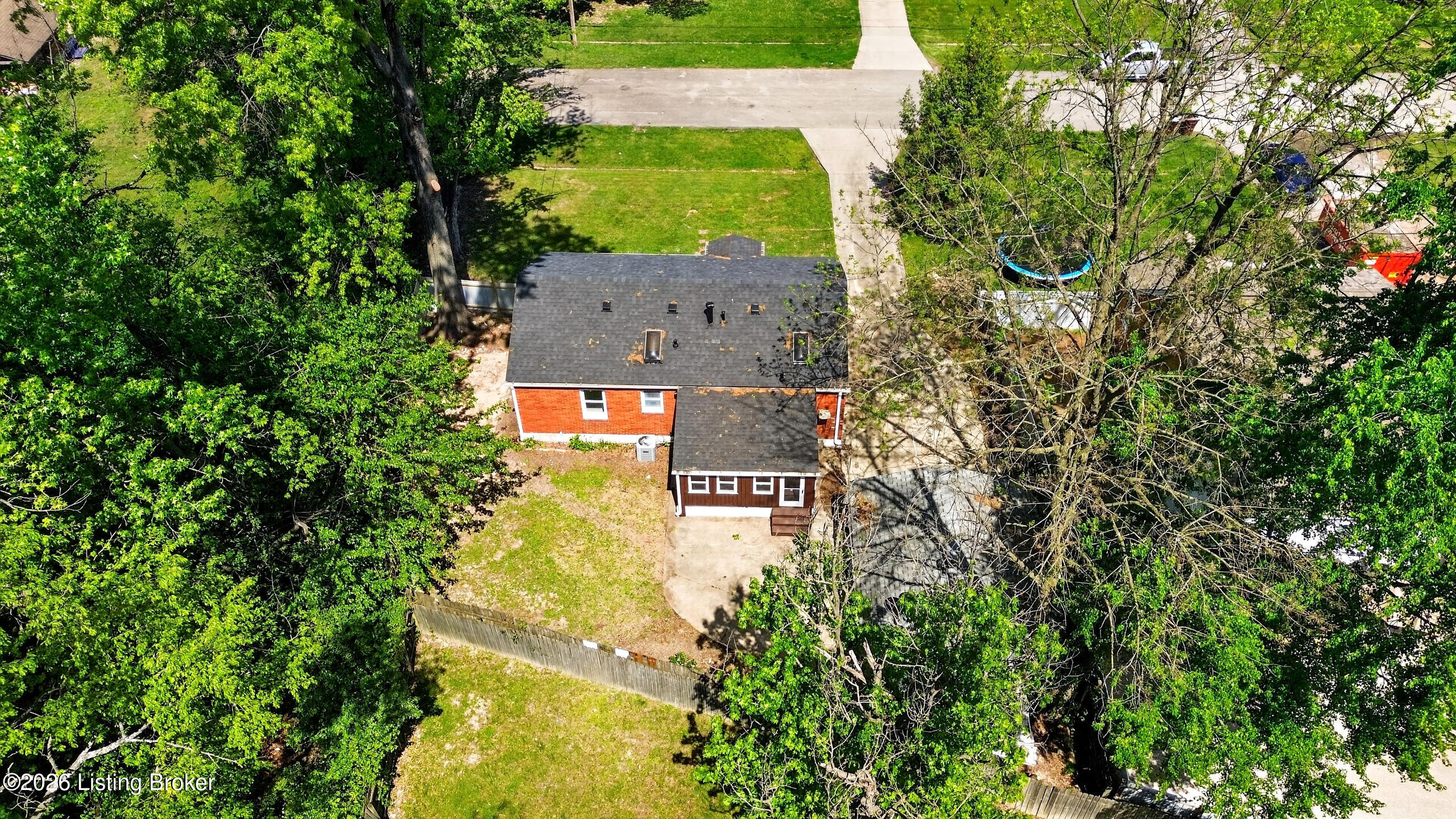 4514 Gordon Road Louisville, KY 40219 - Photo 8 of 38 DJI_0109
