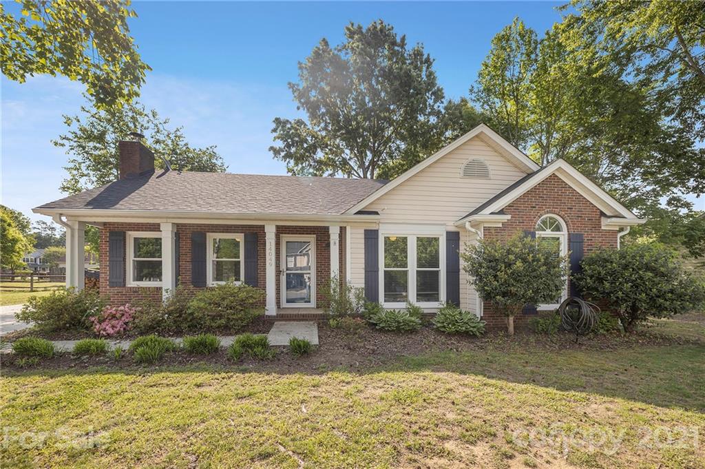 14049 Kedleston Road Huntersville, NC 28078 - Photo 1 of 26 Gallery Image 1