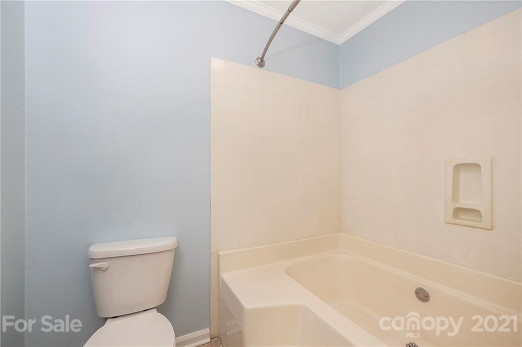 14049 Kedleston Road Huntersville, NC 28078 - Photo 17 of 26 Gallery Image 17