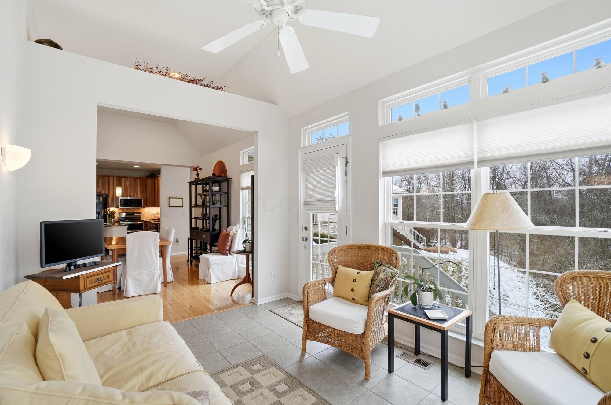 4935 Tempe Road Powell, OH 43065 - Photo 5 of 33 Sunny all season room!