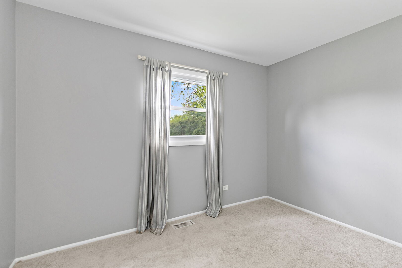 4403 Maple Court Rolling Meadows, IL 60008 - Photo 28 of 52