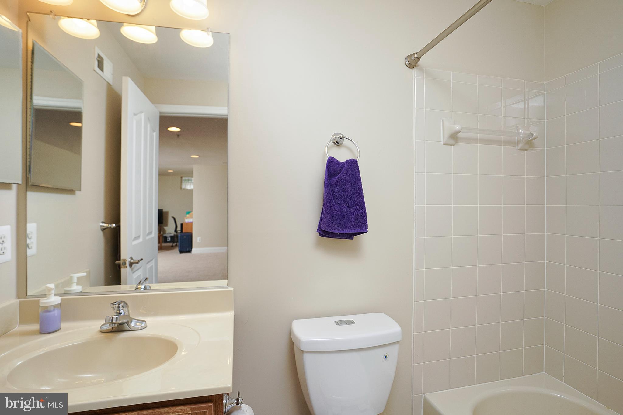 533 Callander Way Abingdon, MD 21009 - Photo 22 of 31 Bathroom 3