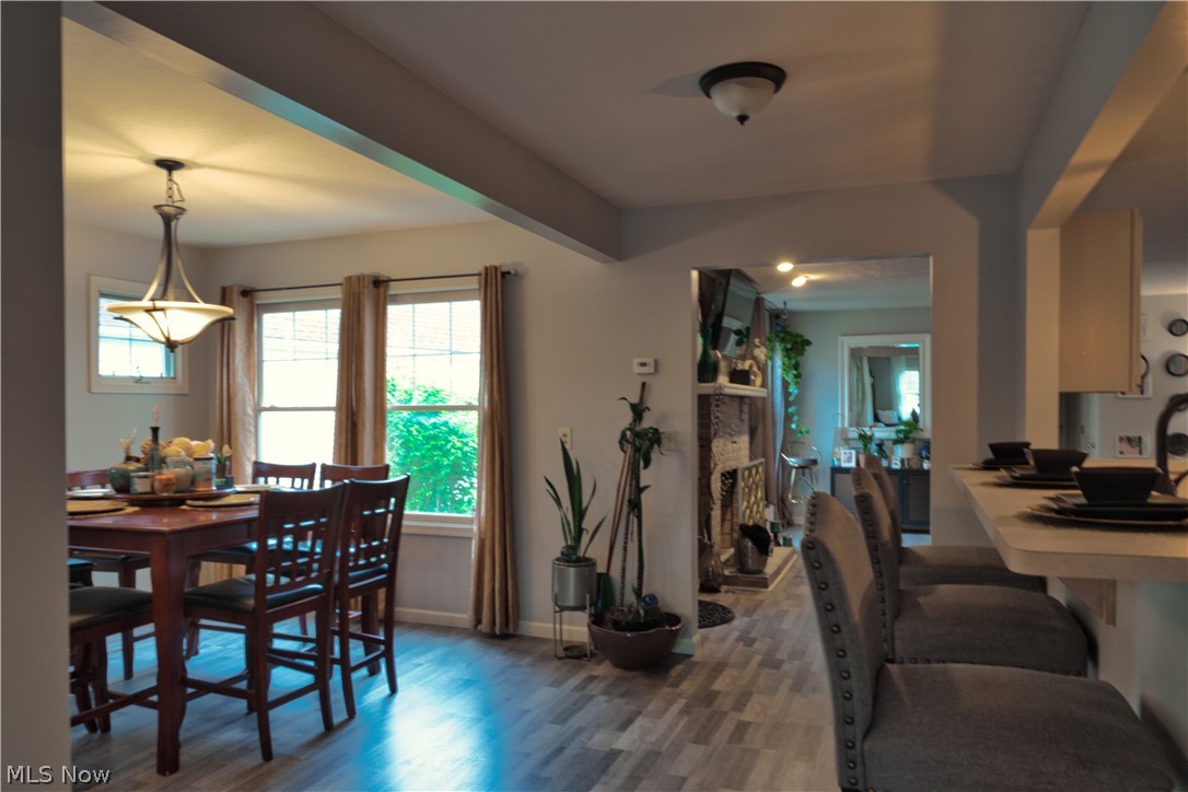 4372 Brooks Road Cleveland, OH 44105 - Photo 4 of 24 Open to Dinning, Kitchen & Living Room.