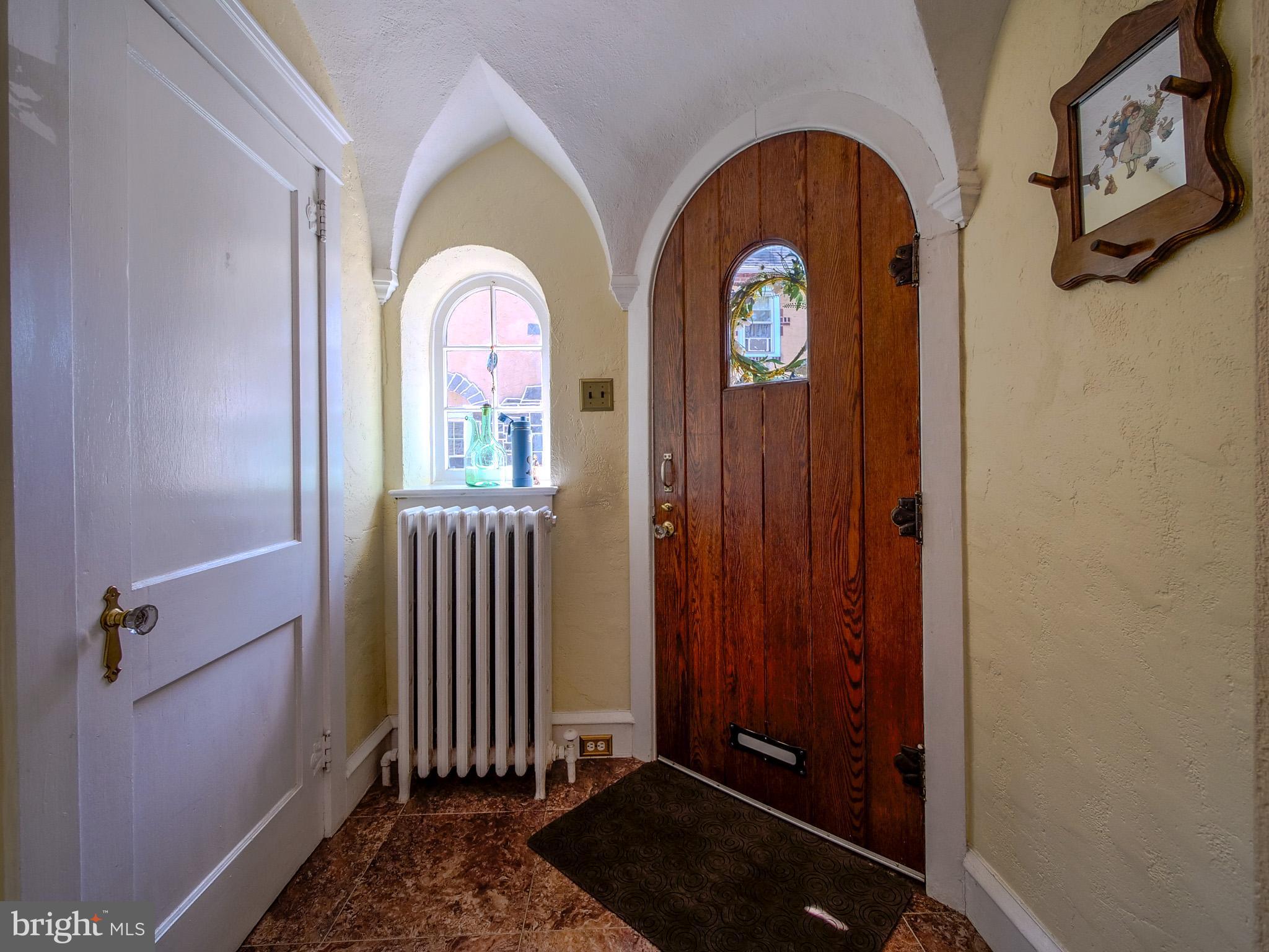 7205 Wayne Avenue Upper Darby, PA 19082 - Photo 23 of 84