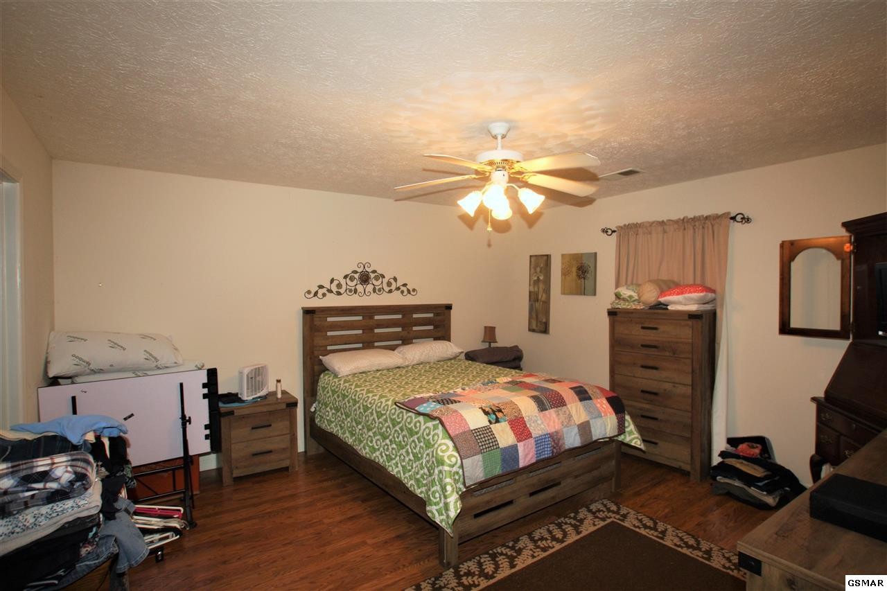 1622 Upper Ridge Court Sevierville, TN 37862 - Photo 5 of 12 Gallery Image 5
