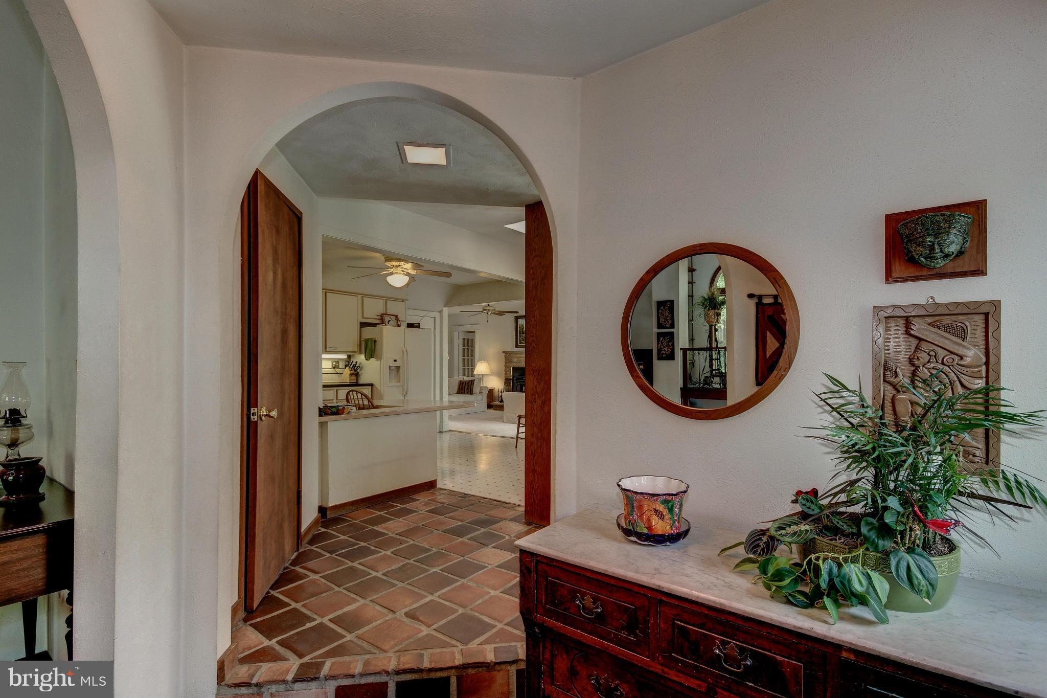 8007 Brooklyn Bridge Road Laurel, MD 20707 - Photo 3 of 25 Foyer