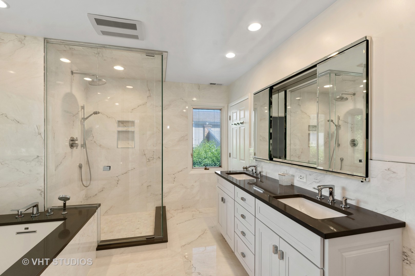 542 Sumac Road Highland Park, IL 60035 - Photo 8 of 17
