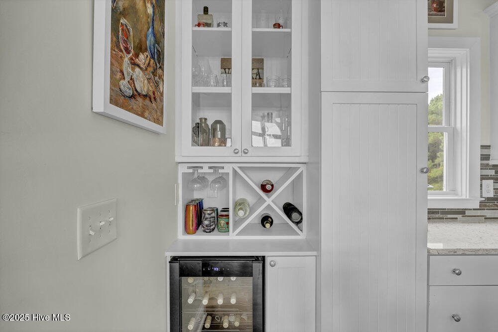 261 Loder Avenue Wilmington, NC 28409 - Photo 15 of 74 Wine Storage
