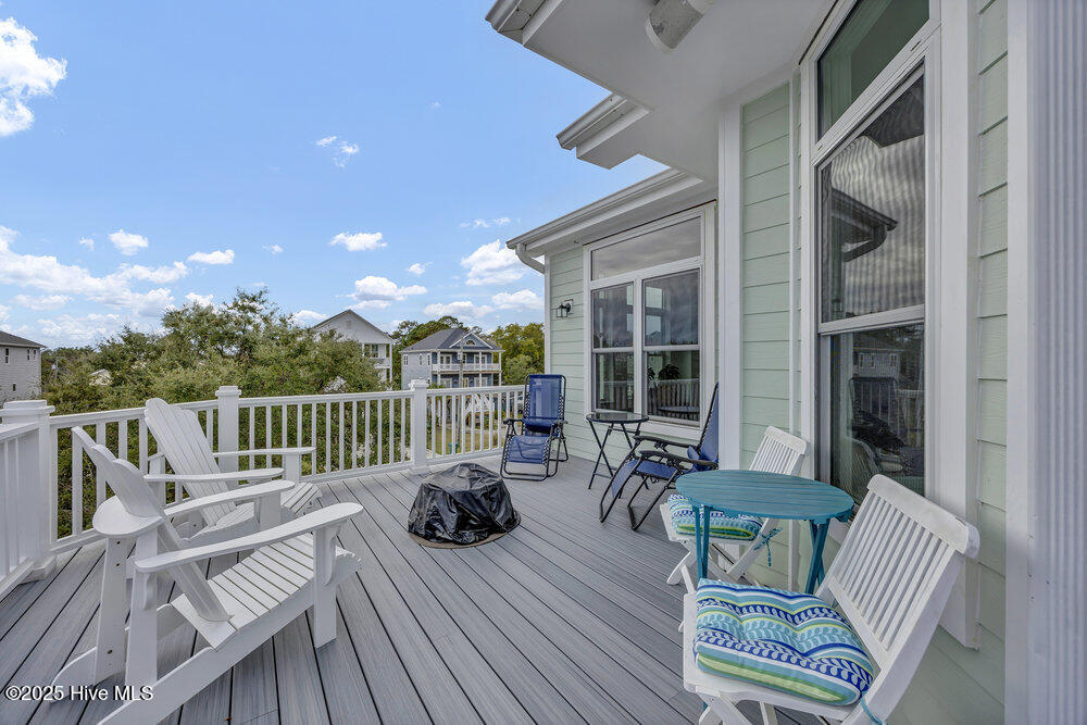 261 Loder Avenue Wilmington, NC 28409 - Photo 21 of 74 Third-Floor Deck