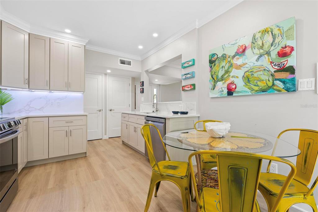 6005 North Beach Road, Unit 19 Englewood, FL 34223 - Photo 19 of 49