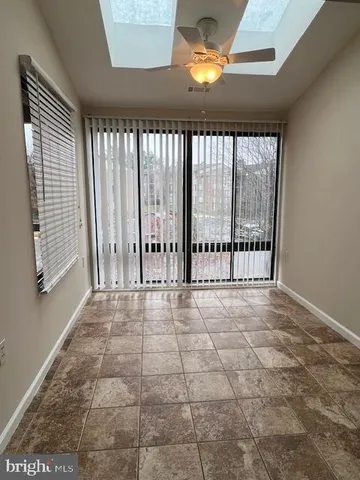 $1,975 | 18120 Chalet Drive, Unit 11301, Germantown, MD 20874