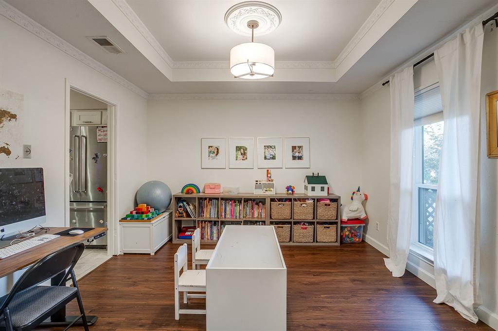 1804 Longbranch Court Arlington, TX 76012 - Photo 5 of 33 a bedroom with furniture and a window