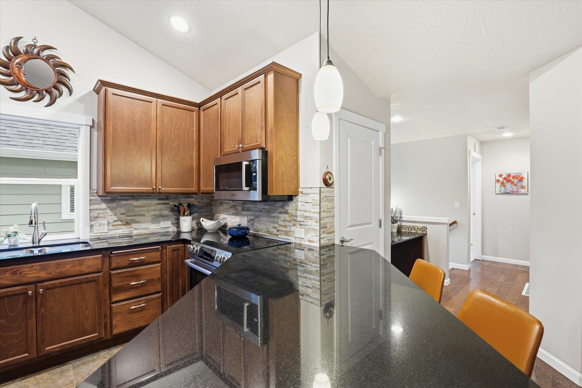 9002 North Sundance Drive Spokane, WA 99208 - Photo 13 of 46