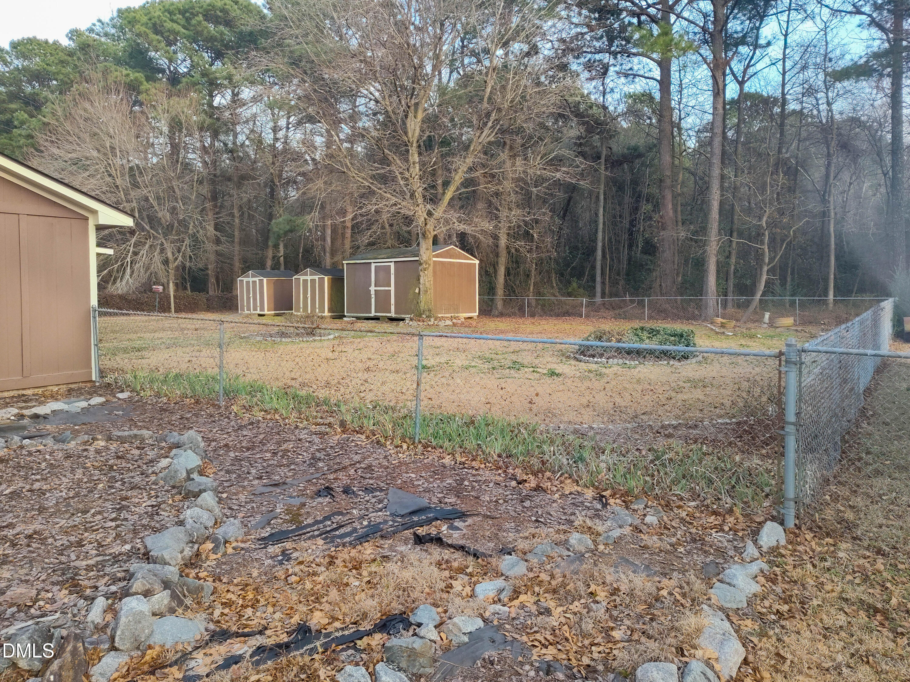 205 Darrel Road La Grange, NC 28551 - Photo 38 of 44 a backyard of a house with lots of green space