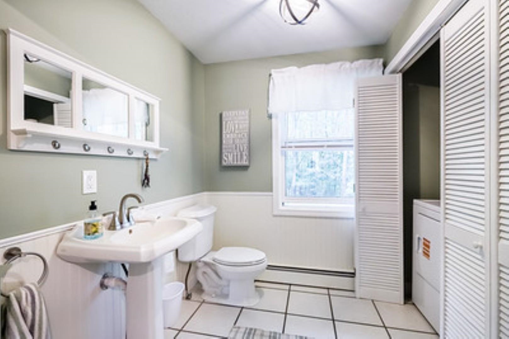 45 Blossom Road Windham, NH 03087 - Photo 14 of 33