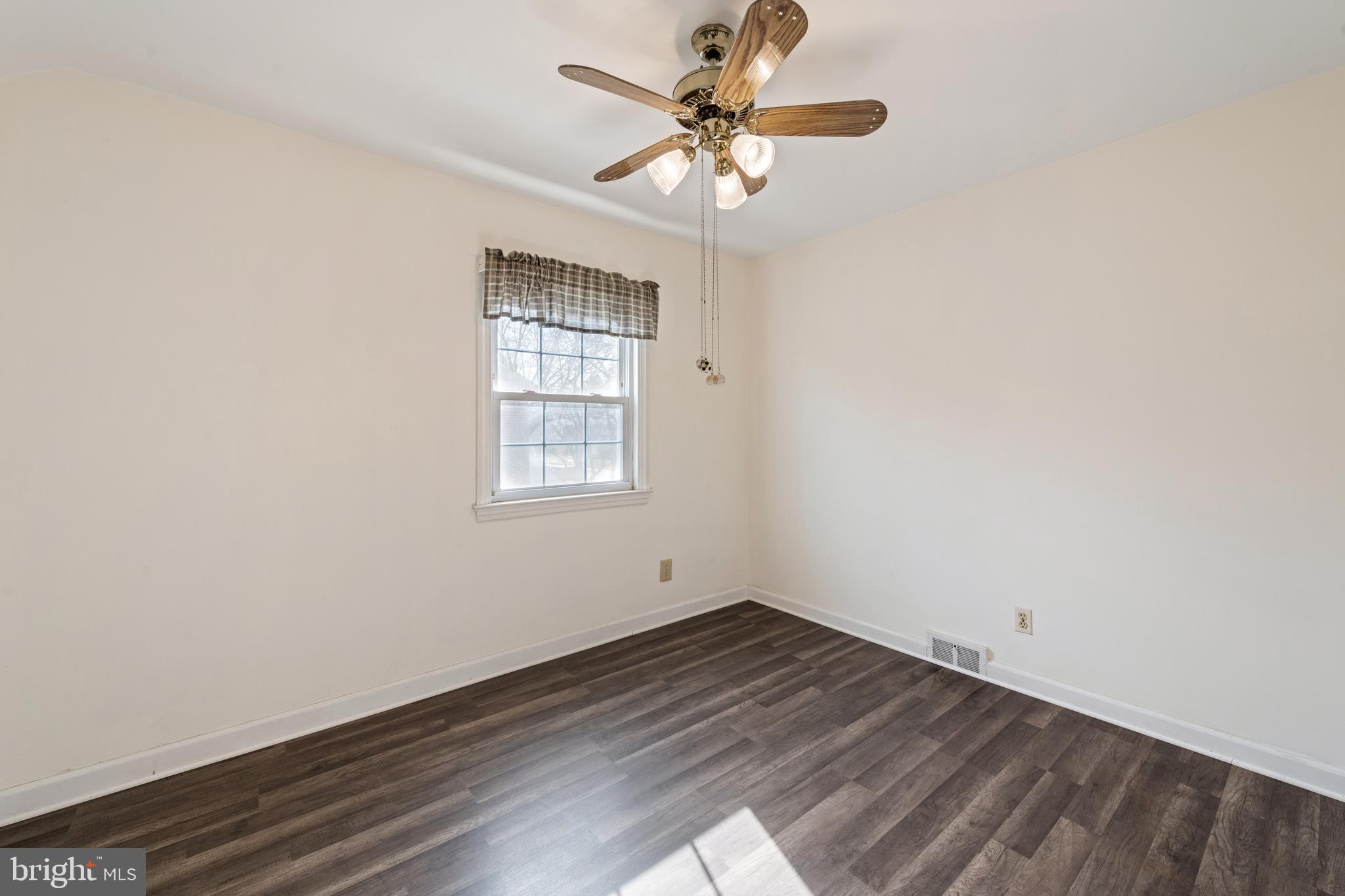 105 Colwick Road Cherry Hill, NJ 08002 - Photo 16 of 30