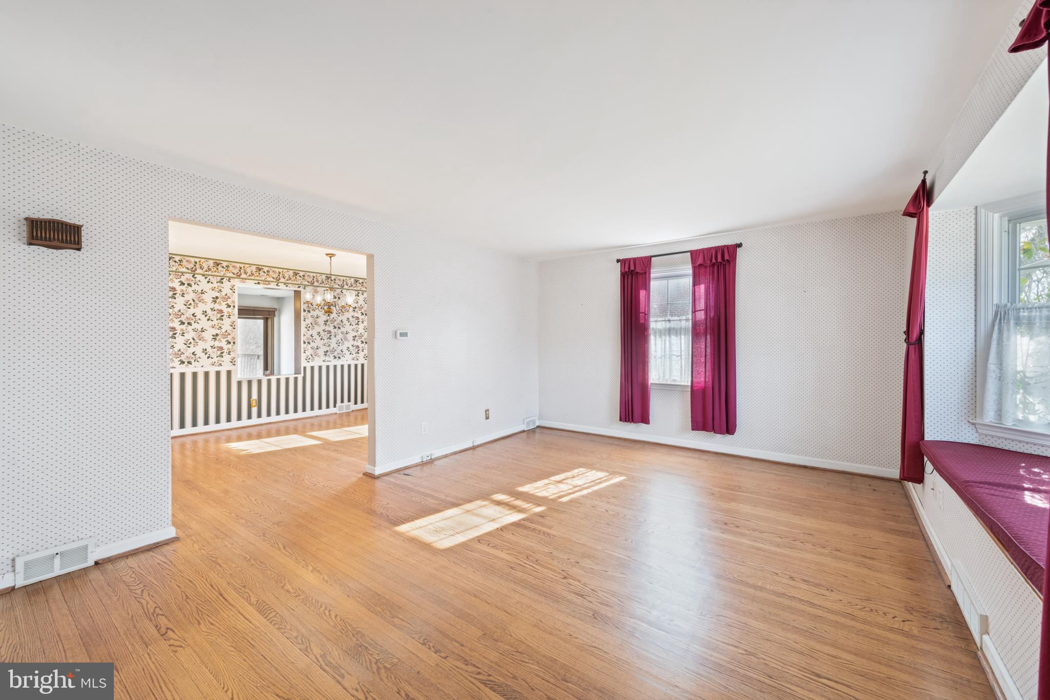 105 Colwick Road Cherry Hill, NJ 08002 - Photo 4 of 30
