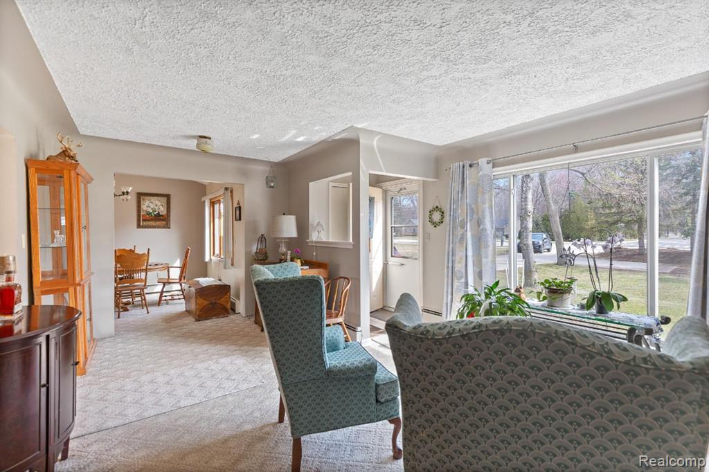 3678 John R Road Rochester Hills, MI 48307 - Photo 5 of 44