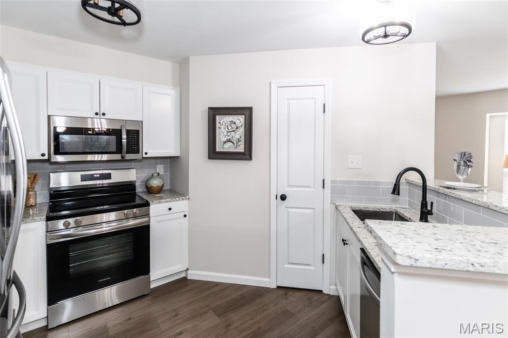 1622 Forest Springs Lane, Unit A Ballwin, MO 63021 - Photo 9 of 31