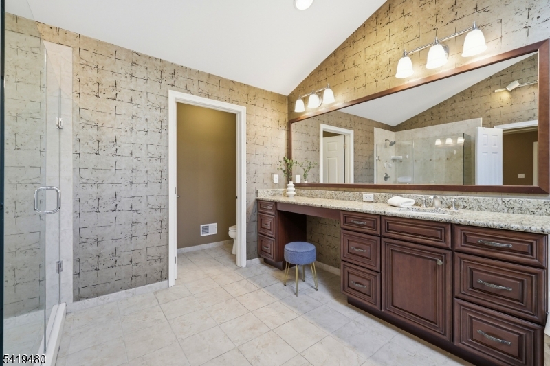 8 Ridgeline Drive Long Valley, NJ 07853 - Photo 32 of 50
