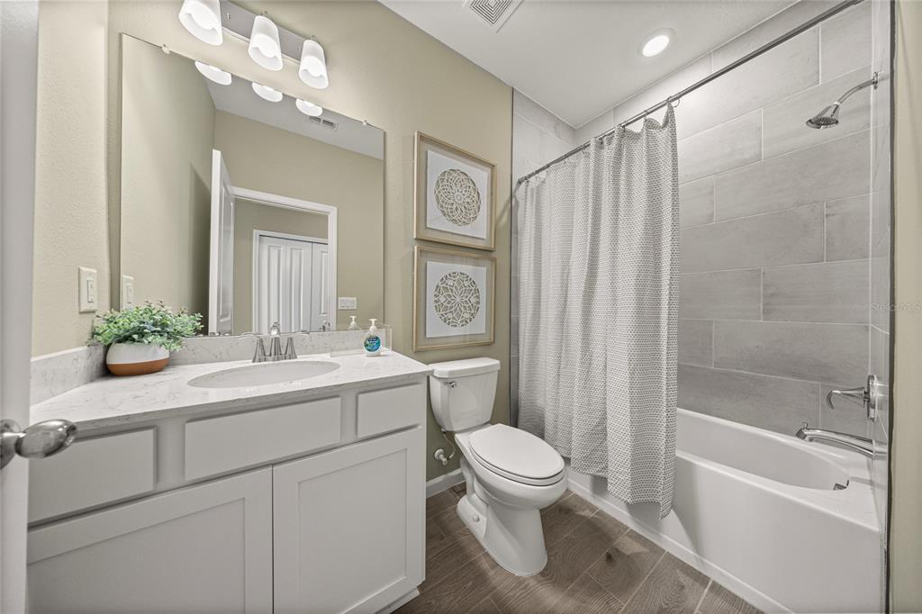 6864 Southwest 87th Street Ocala, FL 34476 - Photo 3 of 21