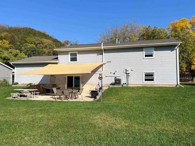 $249,000 | 141 Pedretti Parkway, Prairie du Chien, WI 53821