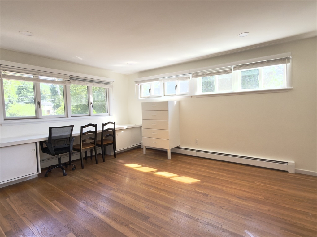 47 Bakers Hill Road Weston, MA 02493 - Photo 14 of 26 Gallery Image 14