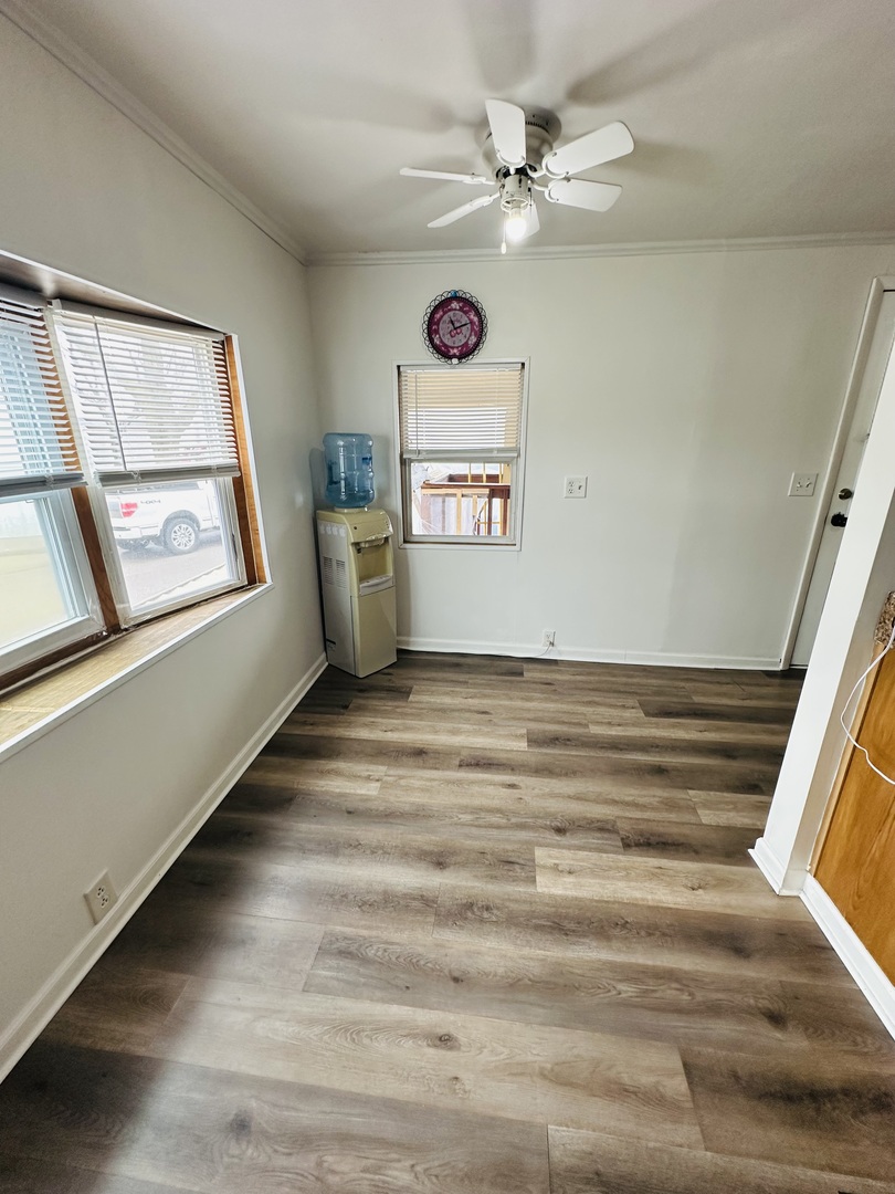 7500 Elmhurst Road, Unit 405 Des Plaines, IL 60018 - Photo 4 of 15