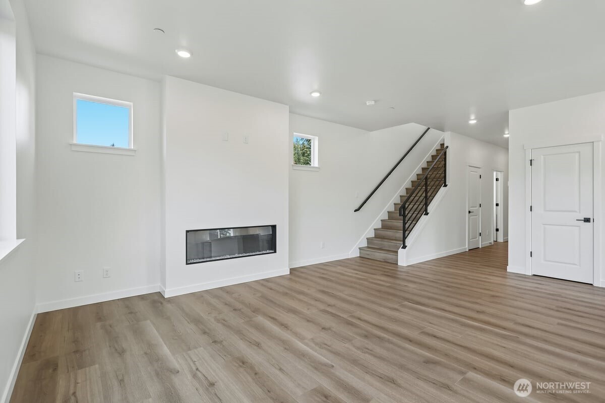 23962 36th Avenue Southeast, Unit 4 Bothell, WA 98021 - Photo 7 of 30 Gallery Image 7