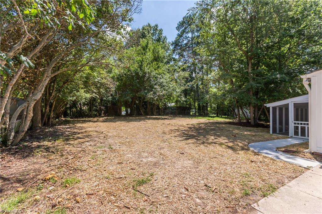 130 Sunview Avenue High Point, NC 27265 - Photo 27 of 30