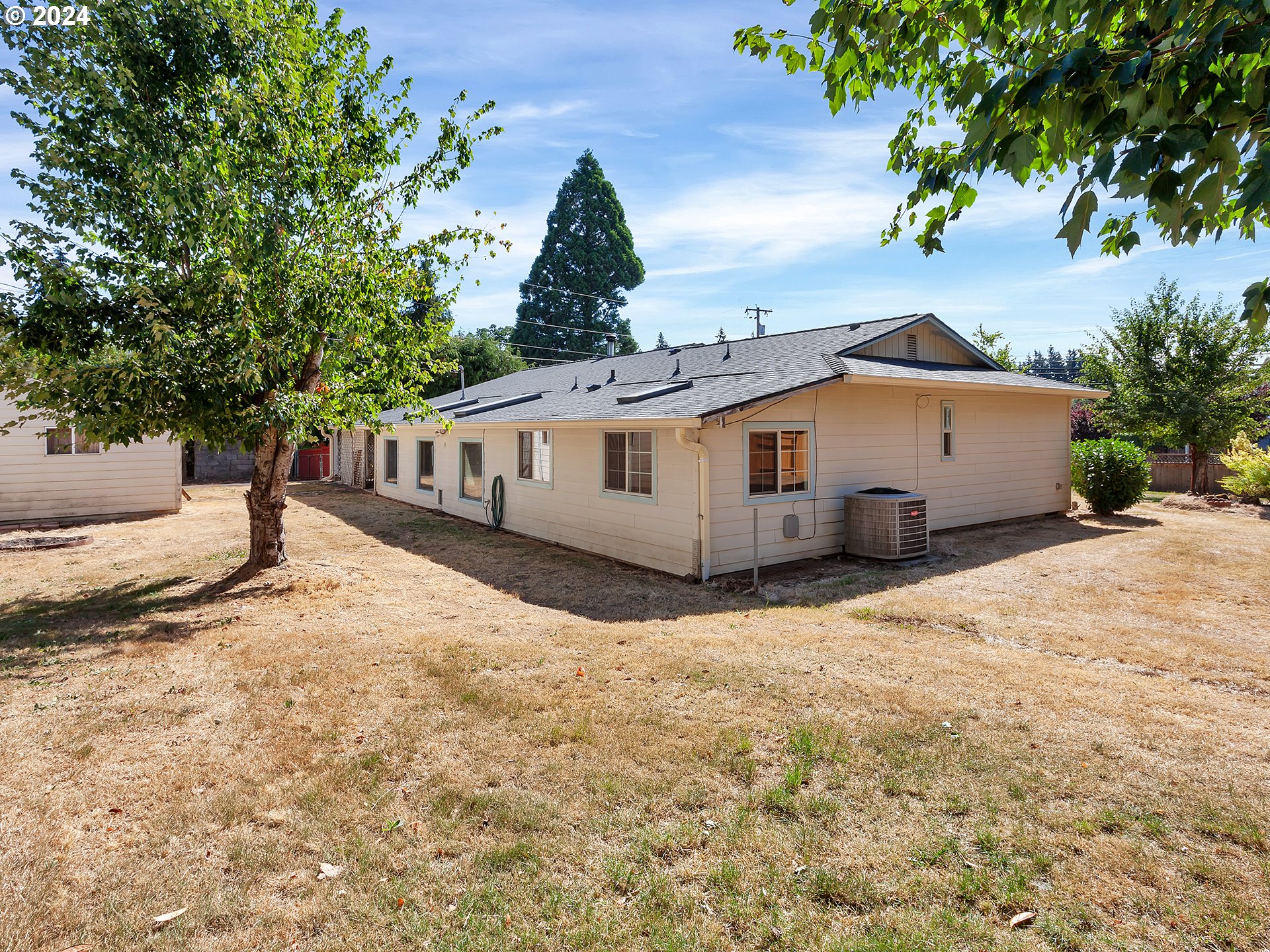 19397 South South End Road Oregon City, OR 97045 - Photo 29 of 30 Gallery Image 29