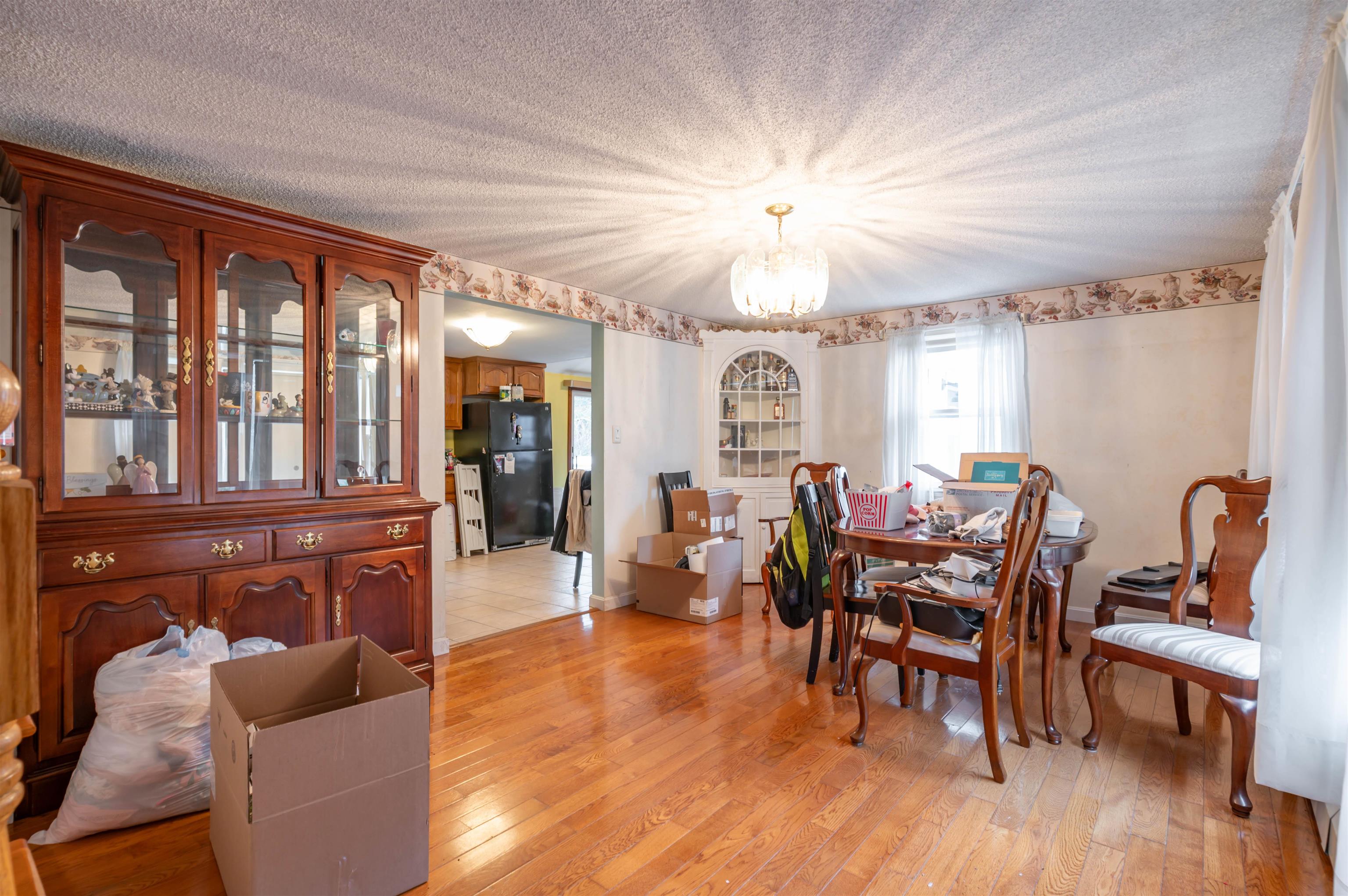 5 Lisa Terrace Pelham, NH 03076 - Photo 12 of 43