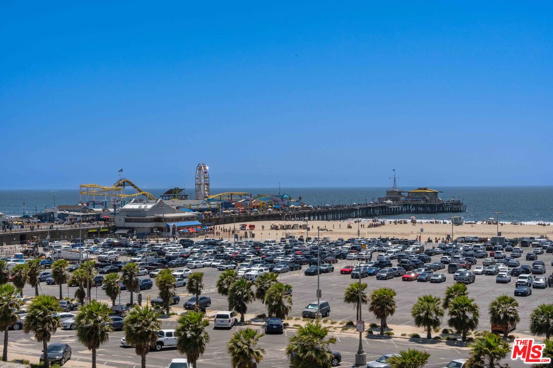 222 7th Street, Unit 301 Santa Monica, CA 90402 - Photo 55 of 55 a view of a city
