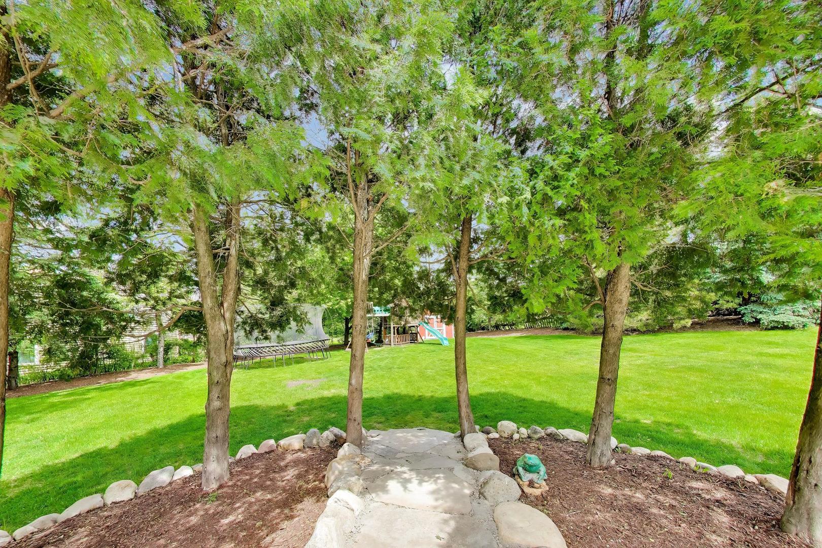 1104 Nottingham Lane Elgin, IL 60120 - Photo 50 of 59