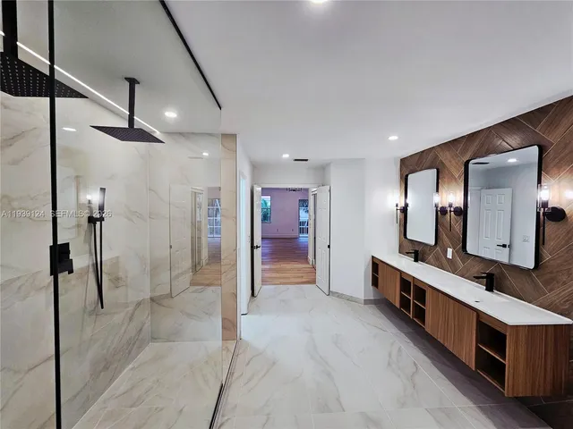 $910,000 | 15843 Southwest 14th Court, Pembroke Pines, FL 33027