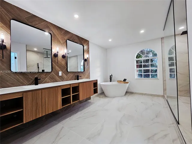 $910,000 | 15843 Southwest 14th Court, Pembroke Pines, FL 33027