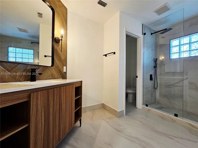 $910,000 | 15843 Southwest 14th Court, Pembroke Pines, FL 33027