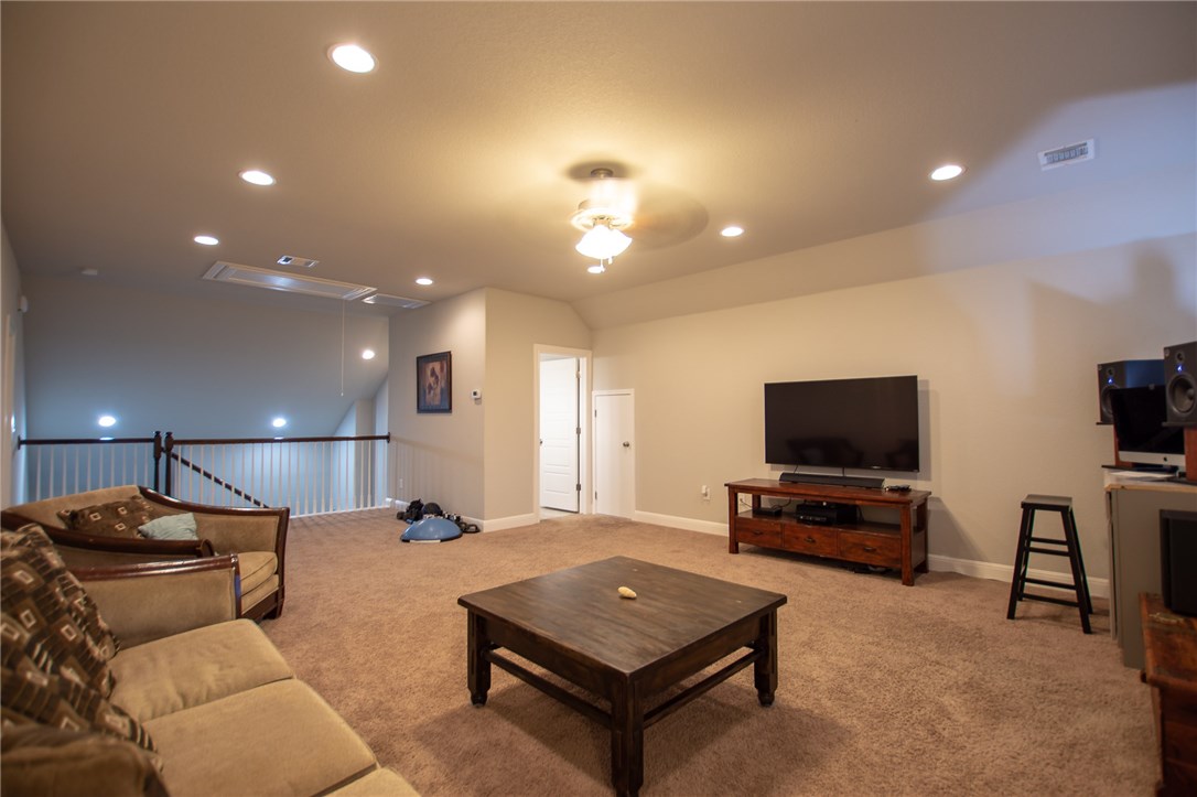 22521 Rock Wren Road Spicewood, TX 78669 - Photo 34 of 38
