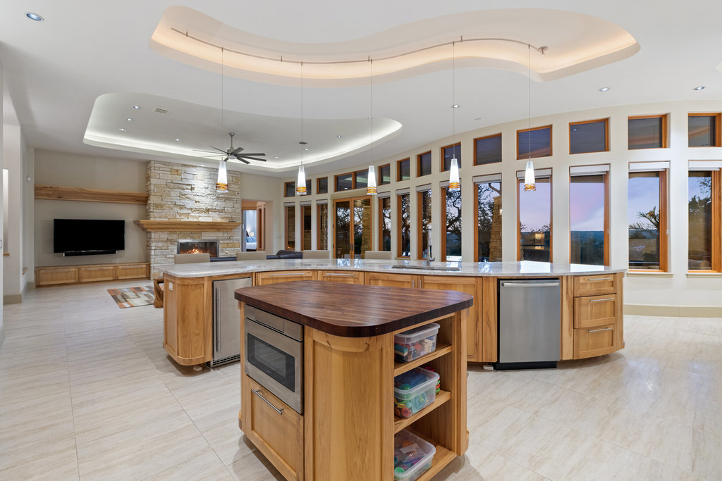 17800 Flagler Drive Austin, TX 78738 - Photo 8 of 37