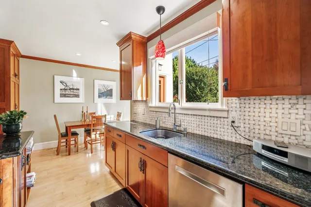 $1,450,000 | 1416 Versailles Avenue, Alameda, CA 94501