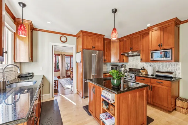 $1,450,000 | 1416 Versailles Avenue, Alameda, CA 94501