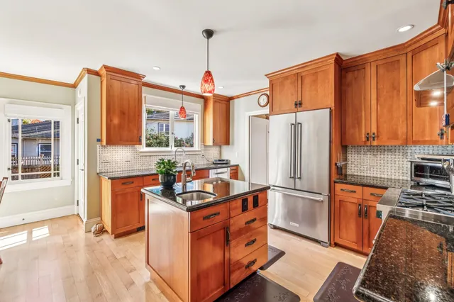 $1,450,000 | 1416 Versailles Avenue, Alameda, CA 94501