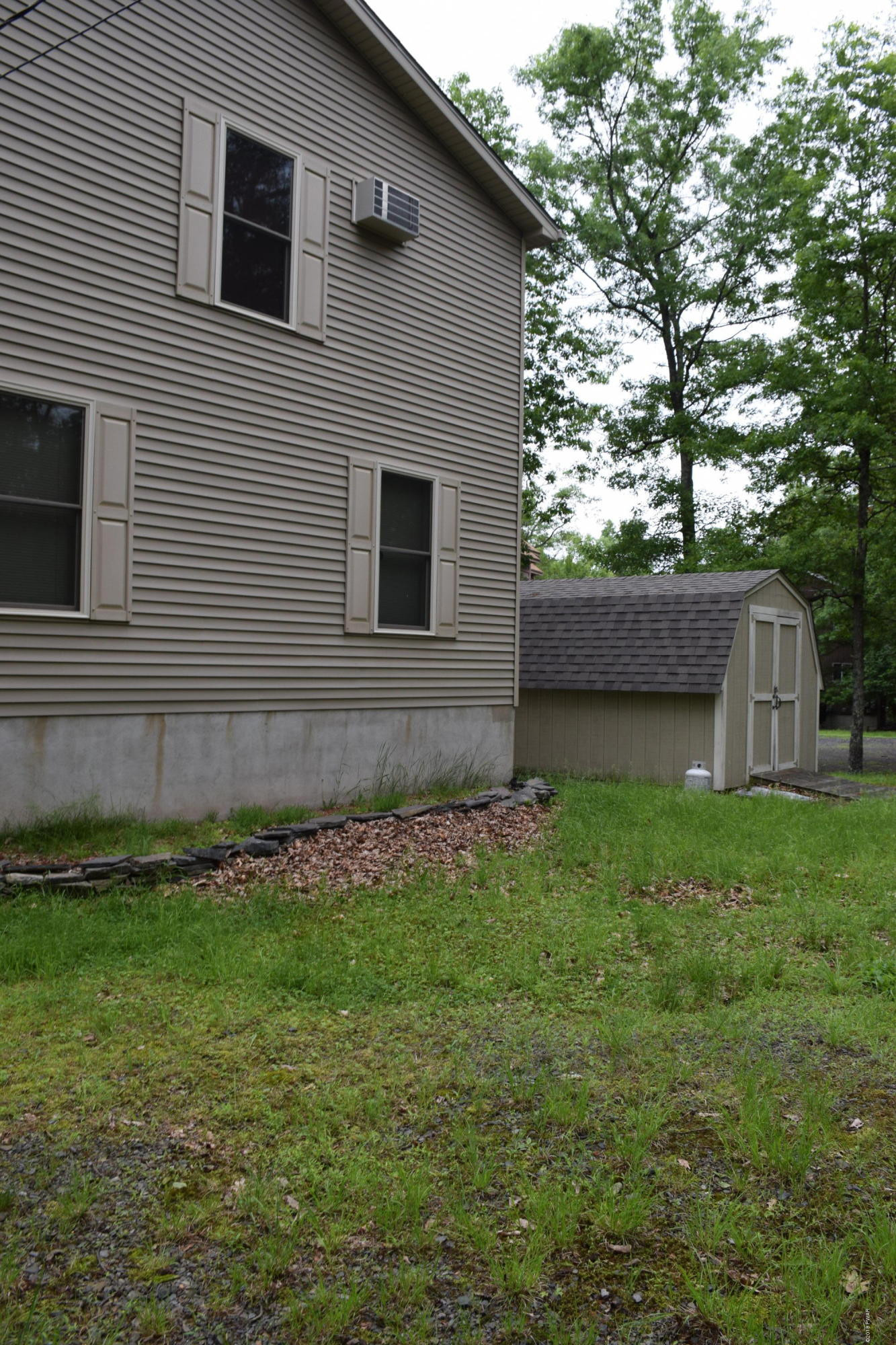 109 Mockingbird Court Bushkill, PA 18324 - Photo 14 of 54