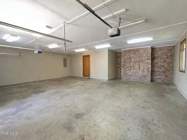 $425,000 | 60 West School Street, Mosheim, TN 37818