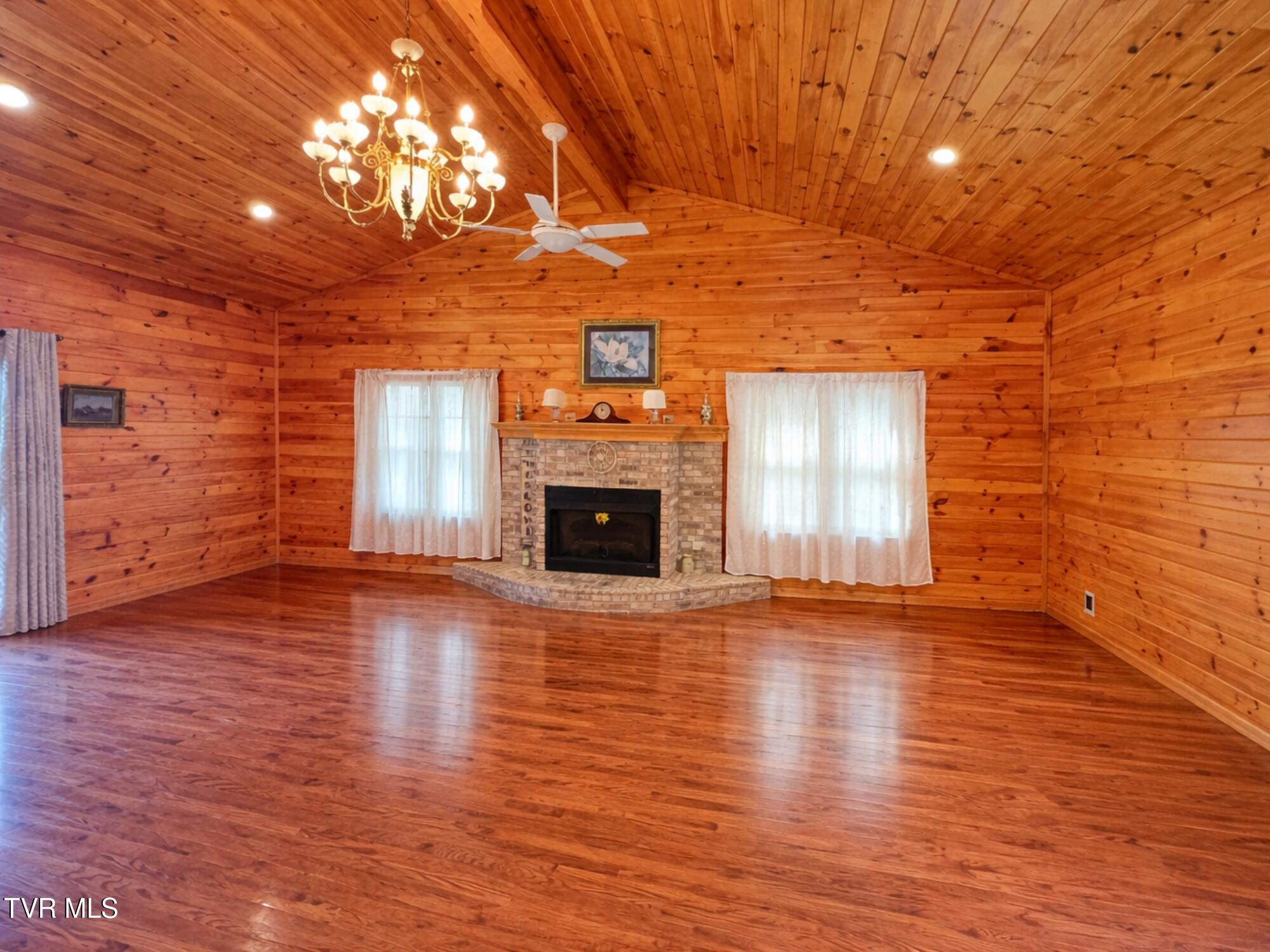 60 West School Street Mosheim, TN 37818 - Photo 7 of 65 56