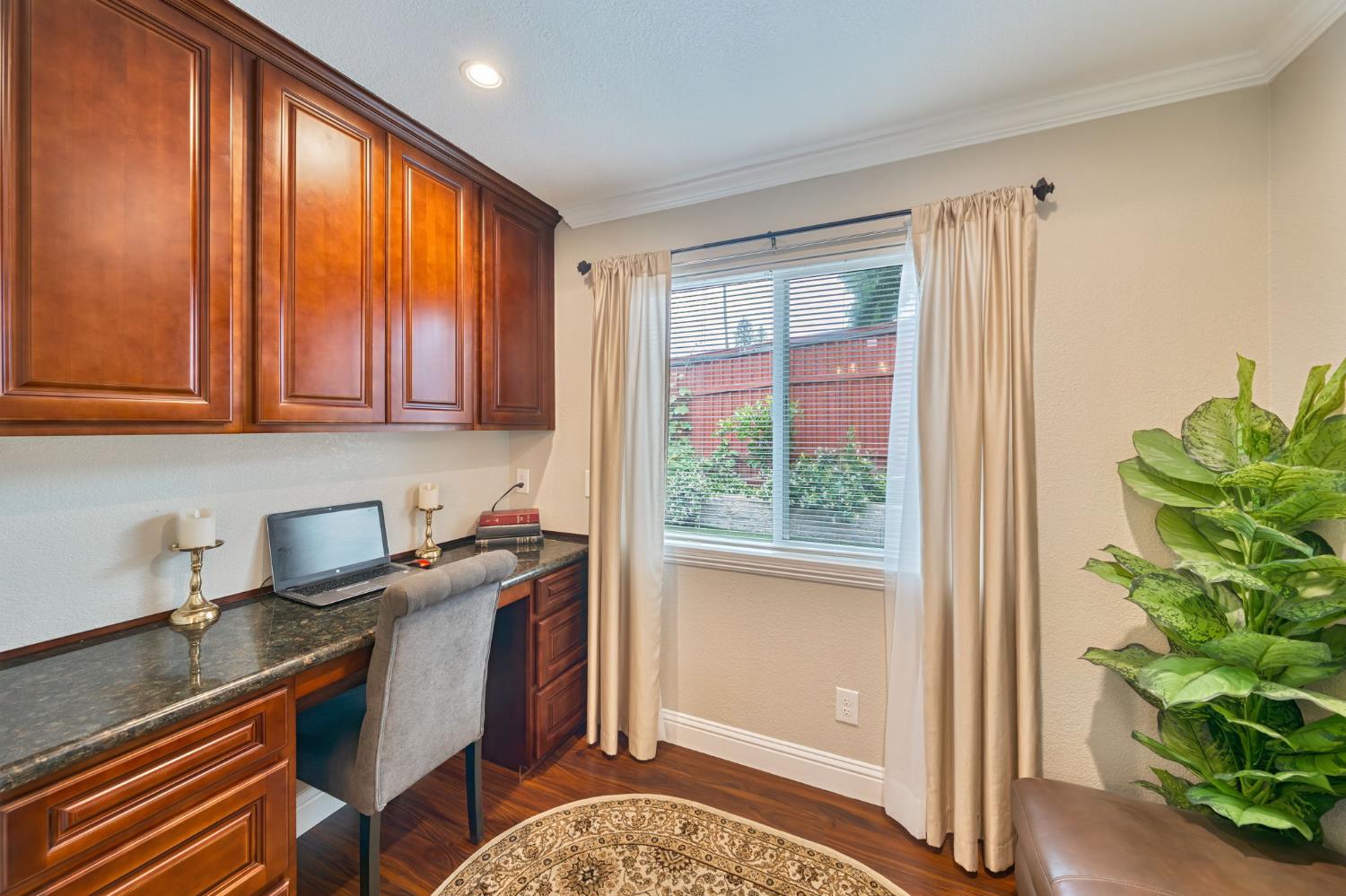 6003 Telesco Way Carmichael, CA 95608 - Photo 11 of 47 a view of a kitchen with furniture and a window